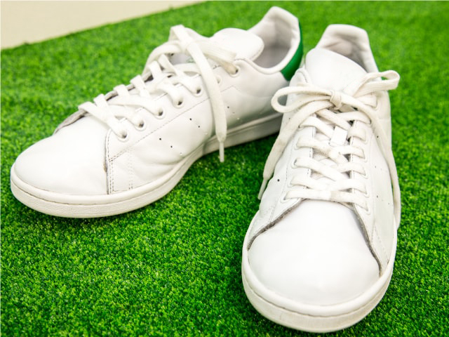 adidas（アディダス）の自宅でできるお手入れと、靴クリーニングのプロのケアを紹介！ - 靴クリーニングなら「くつリネット」